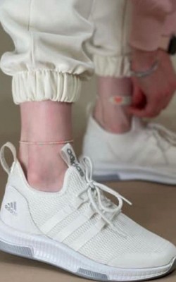 225 Model Beyaz Spor