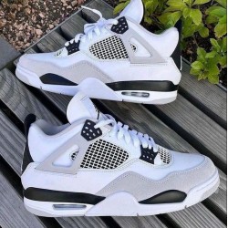Jordan Retro4 Beyaza Siyah