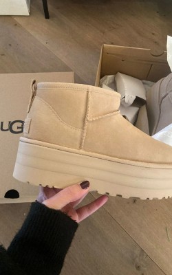 Yüksek Taban Bej İçi Tüylü Bot