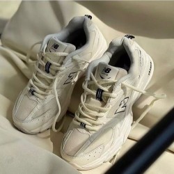New Balance 530 Bej